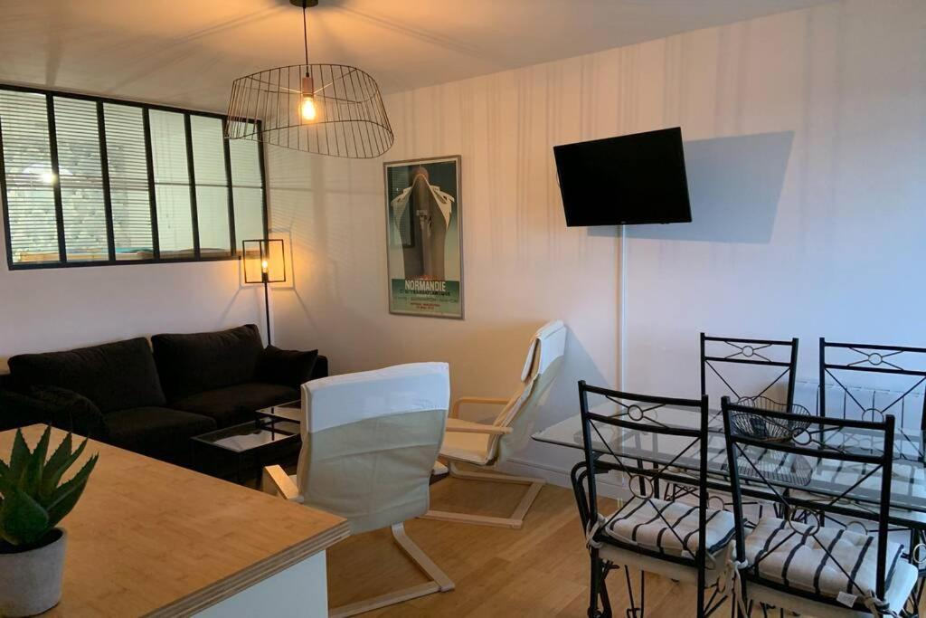 Trouville-apt Renove-balcon Magnifique Vue * Trouville-sur-Mer