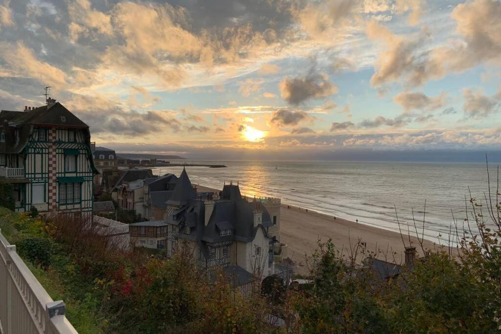 Apartment Trouville-apt Renove-balcon Magnifique Vue Trouville-sur-Mer